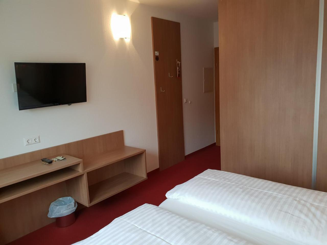 هاينبرغ آن دير دوناو Fairsleep Motel Hainburg المظهر الخارجي الصورة